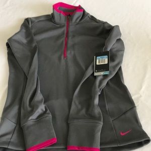 Women’s Nike dri-fit 1/2 zip golf/workout pullover